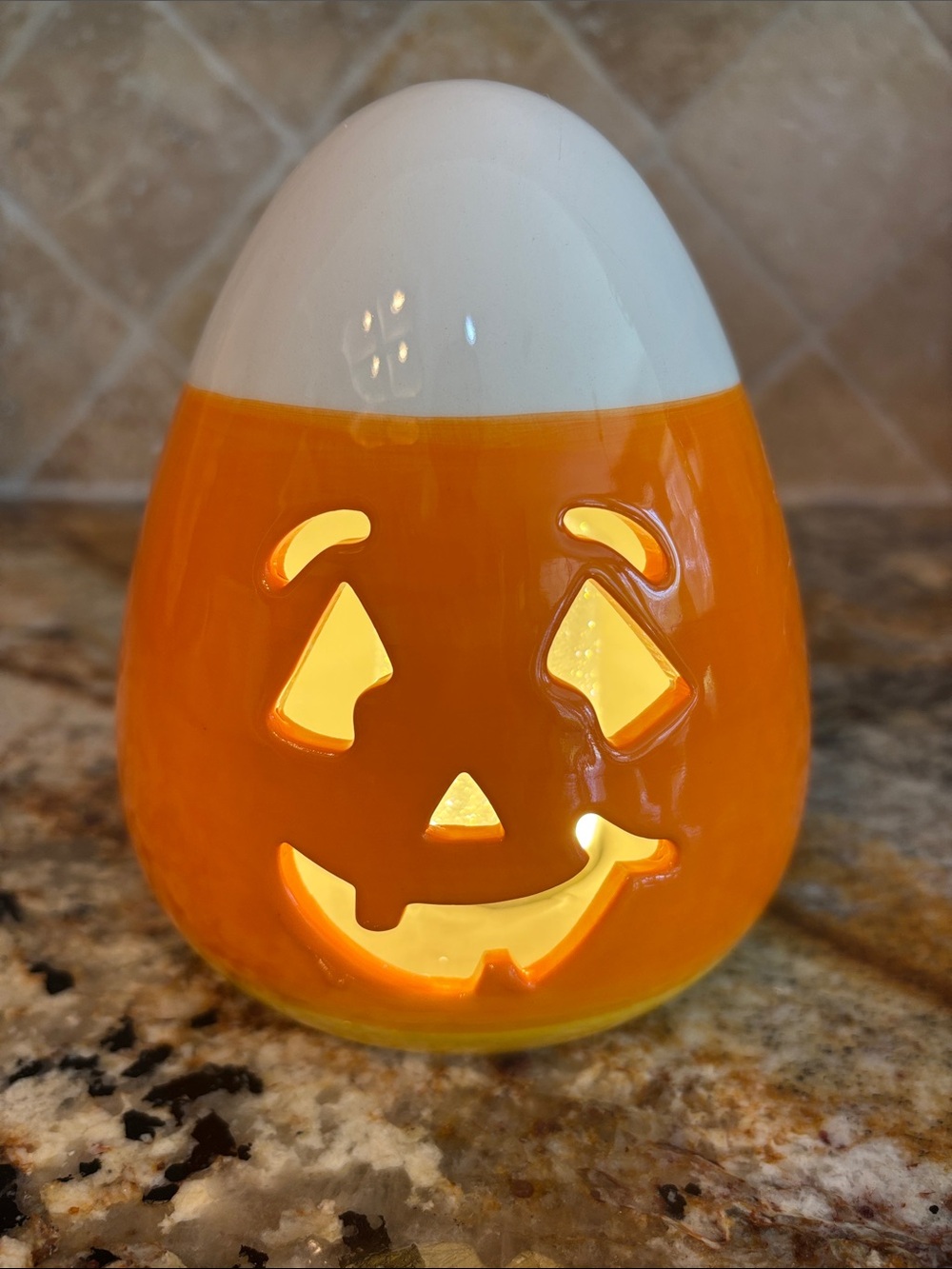 Candy Corn Jack-o'-Lantern Ceramic Accent Light -NWT